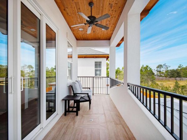 Beautiful 5 Bedroom Home with Private Pool