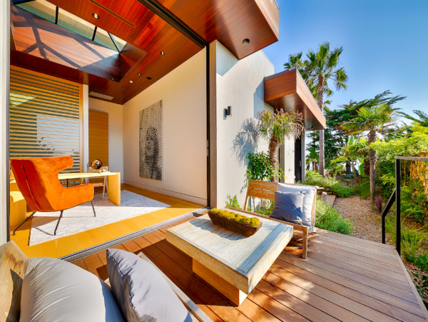 Luxury 6 Bedroom Home with Full Ocean View