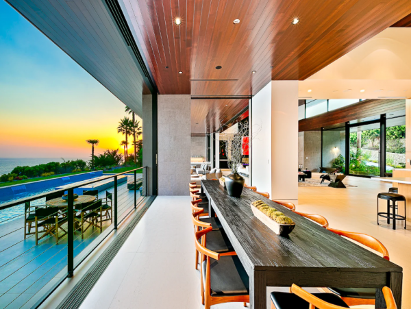 Luxury 6 Bedroom Home with Full Ocean View