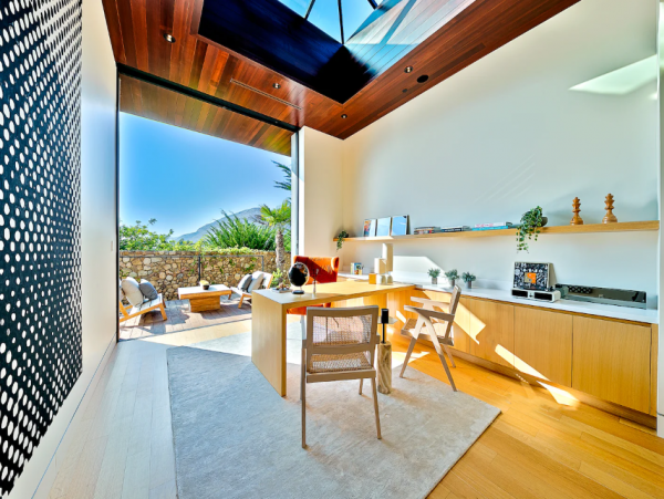 Luxury 6 Bedroom Home with Full Ocean View