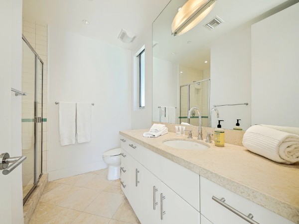 Malibu Luxury Villa with 6 Bedrooms & Private Pool