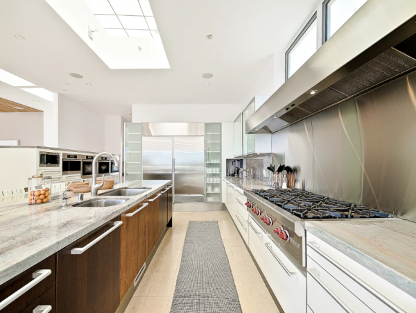 Malibu Luxury Villa with 6 Bedrooms & Private Pool