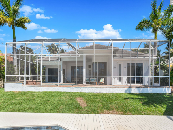 Beautiful 4 Bedroom Home in Marco Island