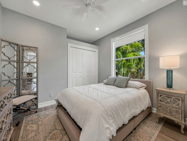 Beautiful 4 Bedroom Home in Marco Island