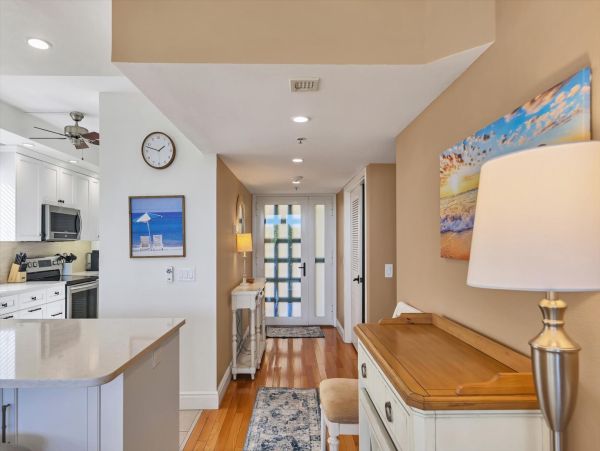 Relaxed Elegance with Sunset Views on Longboat Key
