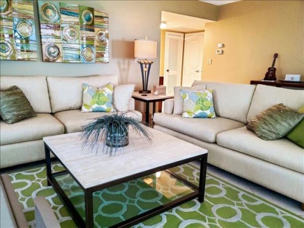 On Beach 2 Bedroom Vacation Condo in Longboat Key Great Views