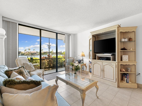 Marco Island Two Bedroom Vacation Condo Resort Community