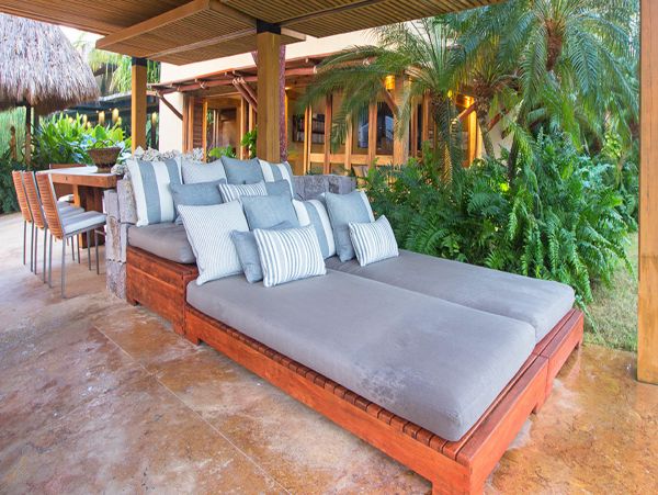 Five Bedroom Luxury Villa with Infinity Pool