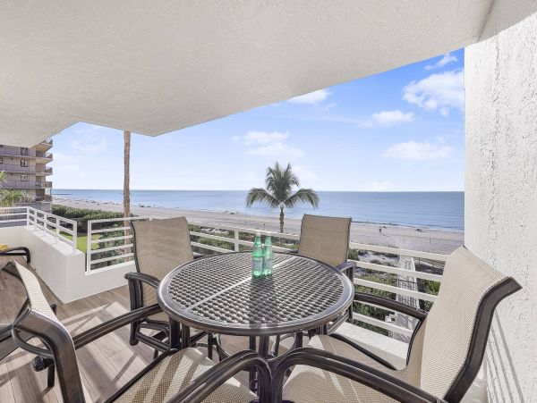 Marco Island Luxury Gulf-Front Three Bedroom Vacation Rental