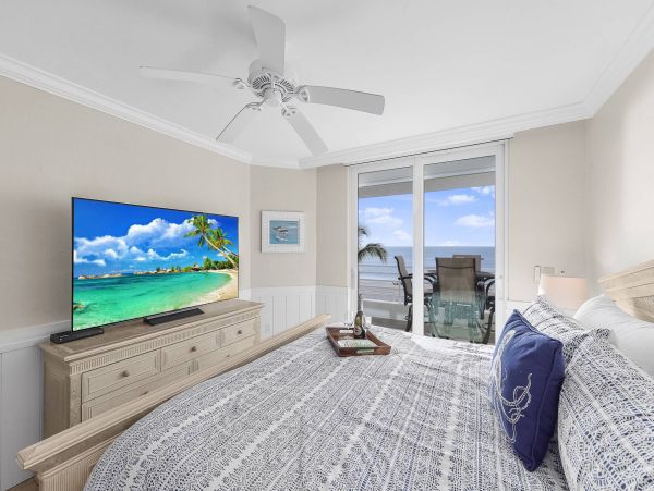 Marco Island Luxury Gulf-Front Three Bedroom Vacation Rental