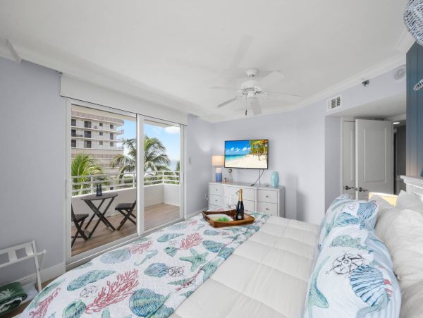 Marco Island Luxury Gulf-Front Three Bedroom Vacation Rental