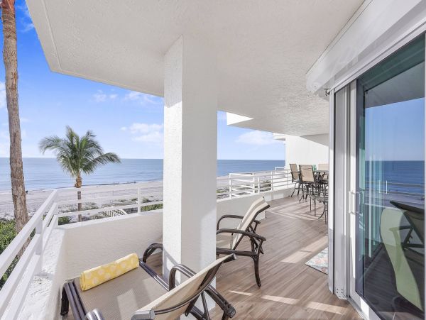 Marco Island Luxury Gulf-Front Three Bedroom Vacation Rental