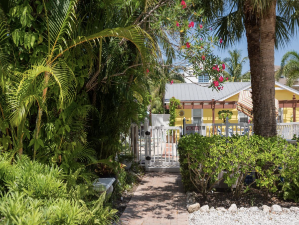 Three Bedroom Plus Bonus Room Anna Maria