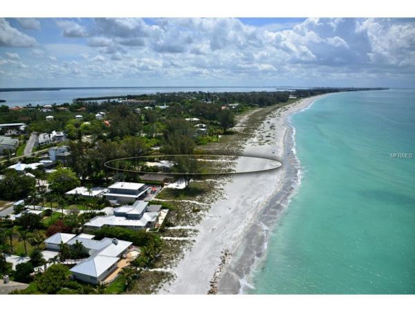 Gulfside Drive Beach house at North end of LBK