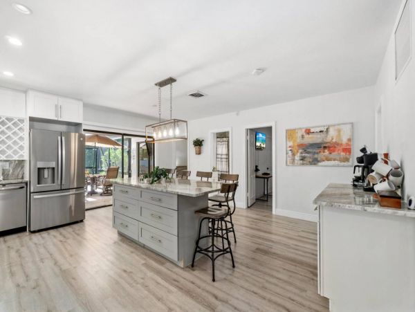 Luxury Vacation Home in Marco Island with Private Pool & SPA