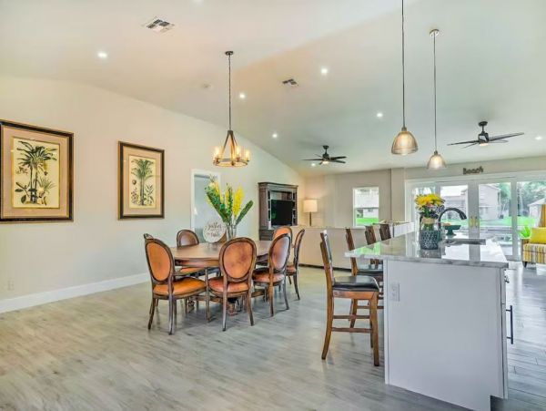 Canalfront Luxury Vacation Home in Cape Coral with Pool & Dock
