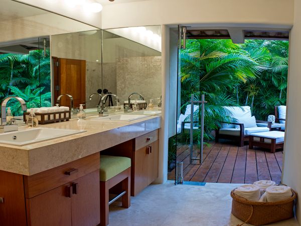 Luxury Vacation Villa with 5 Bedrooms in Punta Mita