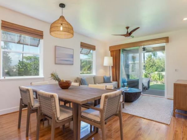 Close to Beach Condo in Big Island with Tennis & Golf Course