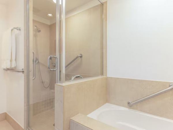 Close to Beach Condo in Big Island with Tennis & Golf Course