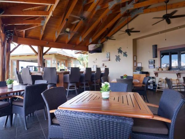 Close to Beach Condo in Big Island with Tennis & Golf Course