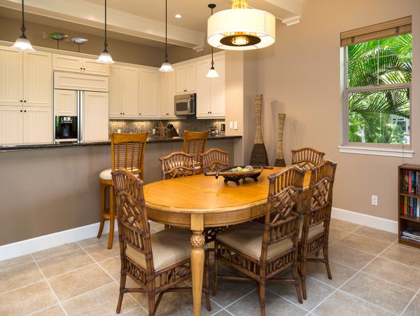 Three Bedroom Vacation Rental Near Pauoa Bay - Hawaii Vacation Rental with Pools & Beach Club