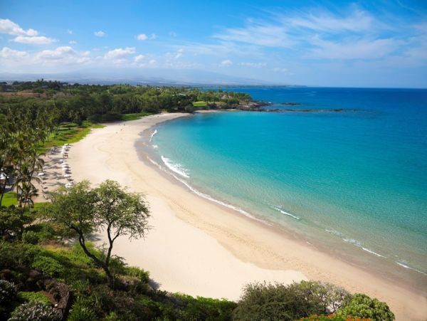 Three Bedroom Vacation Rental Near Pauoa Bay - Hawaii Vacation Rental with Pools & Beach Club