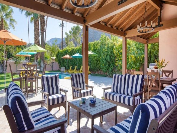 Palm Spring Gorgeous Vacation Estate with Pool plus Guest House