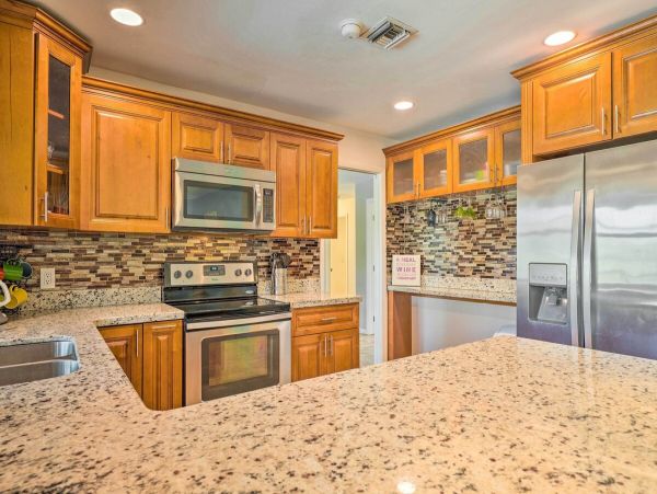North Fort Myers Vacation Home Three Bedroom with Pool