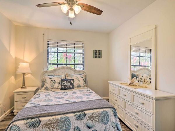 North Fort Myers Vacation Home Three Bedroom with Pool
