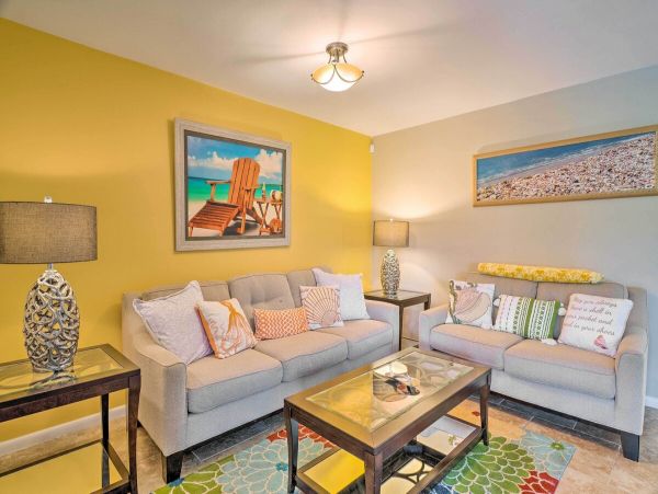 North Fort Myers Vacation Home Three Bedroom with Pool