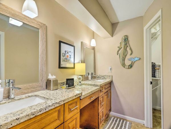 North Fort Myers Vacation Home Three Bedroom with Pool