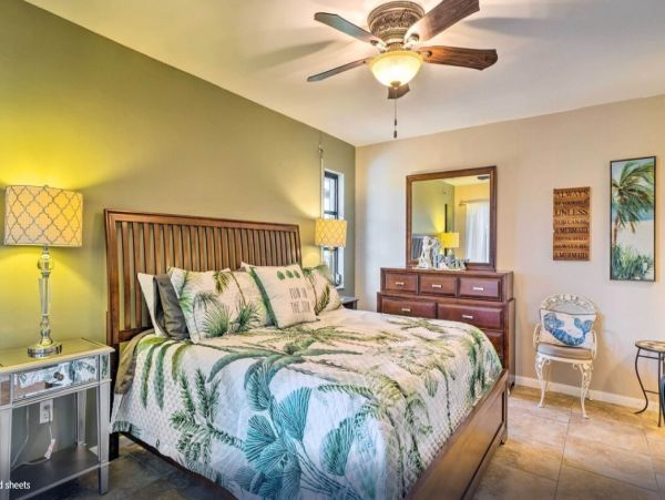 North Fort Myers Vacation Home Three Bedroom with Pool