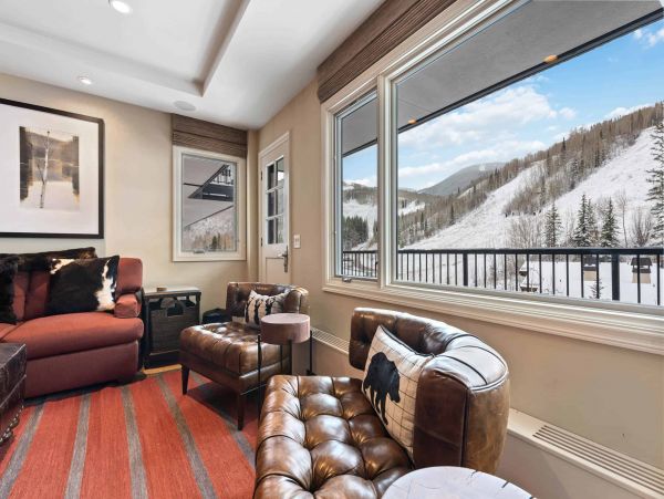 Luxury 2 Bedroom Vacation Rental in Vail Sleeps 4