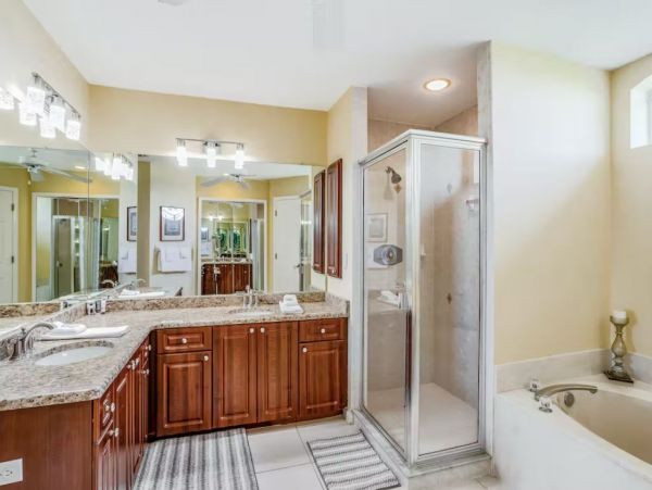 Gorgeous Vacation Home in Cape Coral with Private Pool Sleeps 10