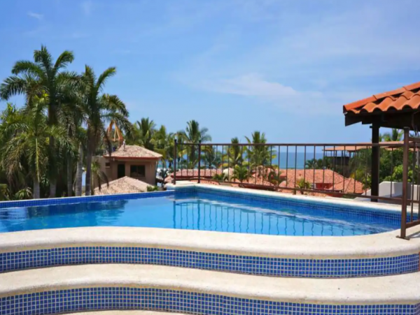 Lovely Jaco 4 Bedroom Home with Infinity Pool