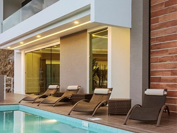 Jaco Luxury Vacation Rental with 4 Bedrooms & Ocean Views