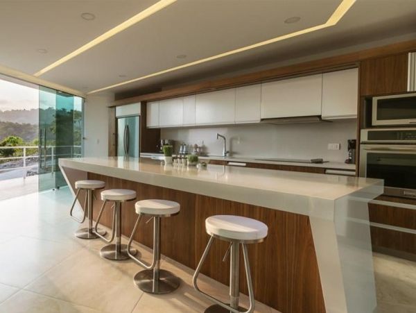 Jaco Luxury Vacation Rental with 4 Bedrooms & Ocean Views