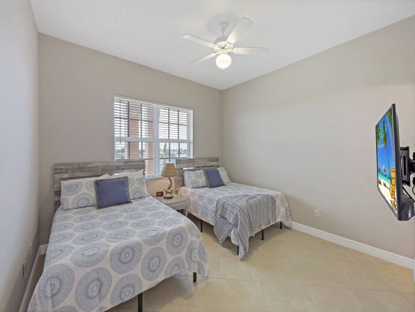 Three Bedroom Vacation Condo in Marco Island Sleeps Eight Guests