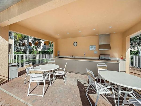 Three Bedroom Vacation Condo in Marco Island Sleeps Eight Guests