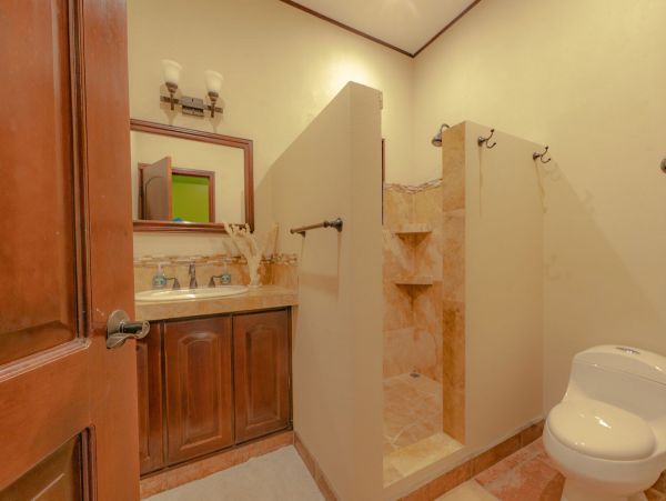 Uvita Vacation Home Six Bedroom Ocean Views