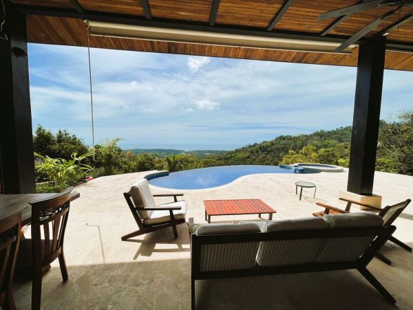 Uvita Vacation Home Six Bedroom Ocean Views