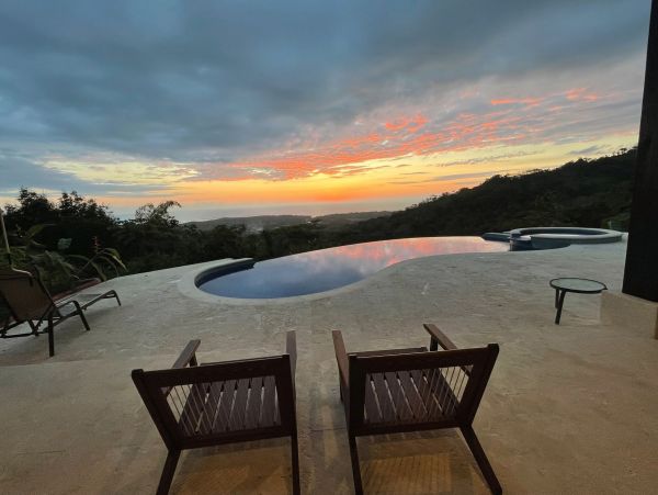 Manuel Antonio Gorgeous Ocean View Home