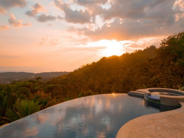 Manuel Antonio Gorgeous Ocean View Home