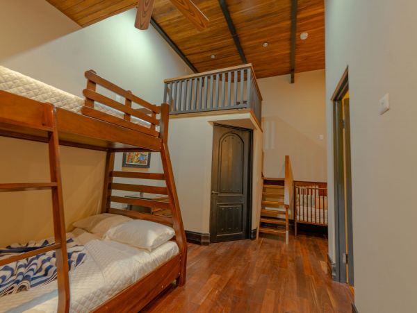 Manuel Antonio Gorgeous Ocean View Home