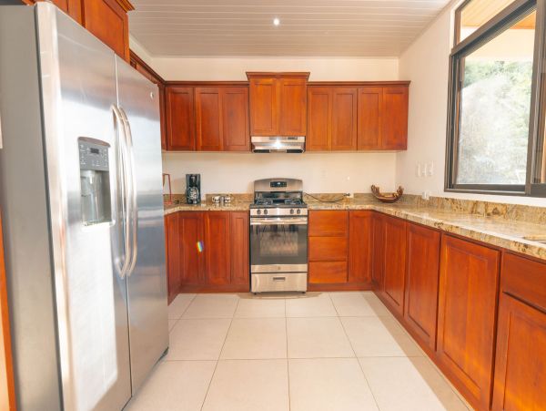 Costa Rica Vacation Villa with Private Pool and Views Sleeps 10