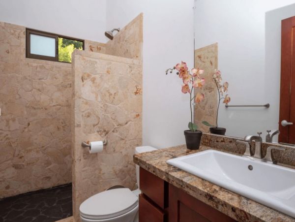 Costa Rica Vacation Villa with Private Pool and Views Sleeps 10