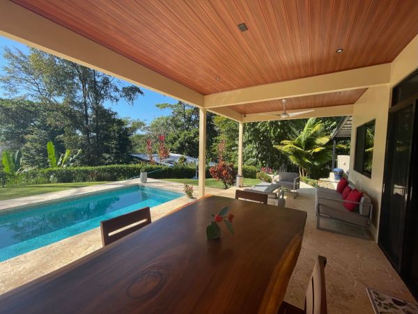 Costa Rica Vacation Villa with Private Pool and Views Sleeps 10