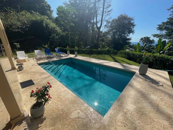 Costa Rica Vacation Villa with Private Pool and Views Sleeps 10