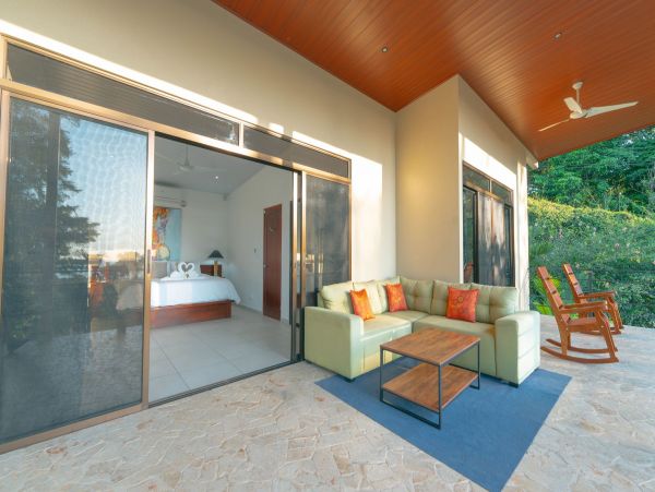 Costa Rica Vacation Villa with Private Pool and Views Sleeps 10