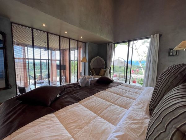 Manuel Antonio Vacation Home Four Bedroom Ocean Views